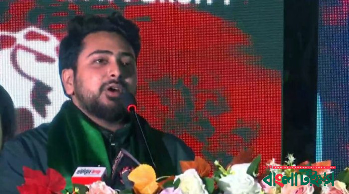 আ. লীগ-ছাত্রলীগ নামে কেউ রাজনীতি করতে পারবে না : নাহিদ ইসলাম